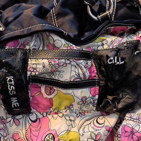 Kathy Van Zeeland Shoulder Bag W/Riveting Details&Fleur-de-lis Purse Charm Keych - Picture 11 of 12